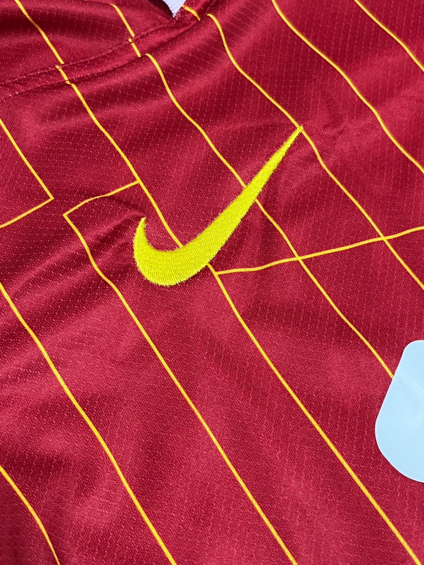 Trent Alexander Arnold SIGNED and AUTHENTICATED by Beckett Liverpool Jersey