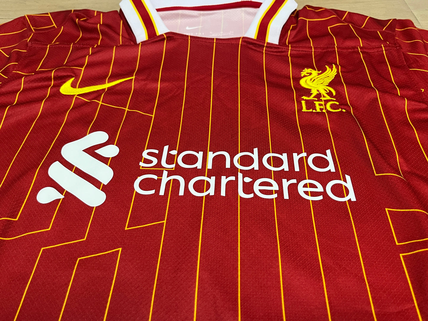 Trent Alexander Arnold SIGNED and AUTHENTICATED by Beckett Liverpool Jersey